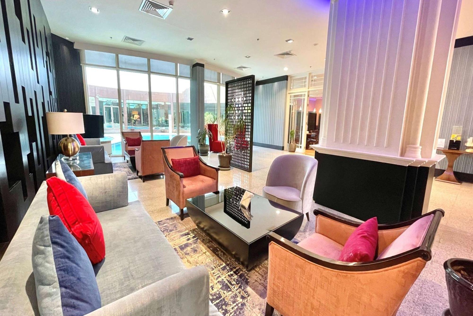 Ramada Hotel & Suites By Wyndham Al Qassim Al Bukayriah Exteriör bild