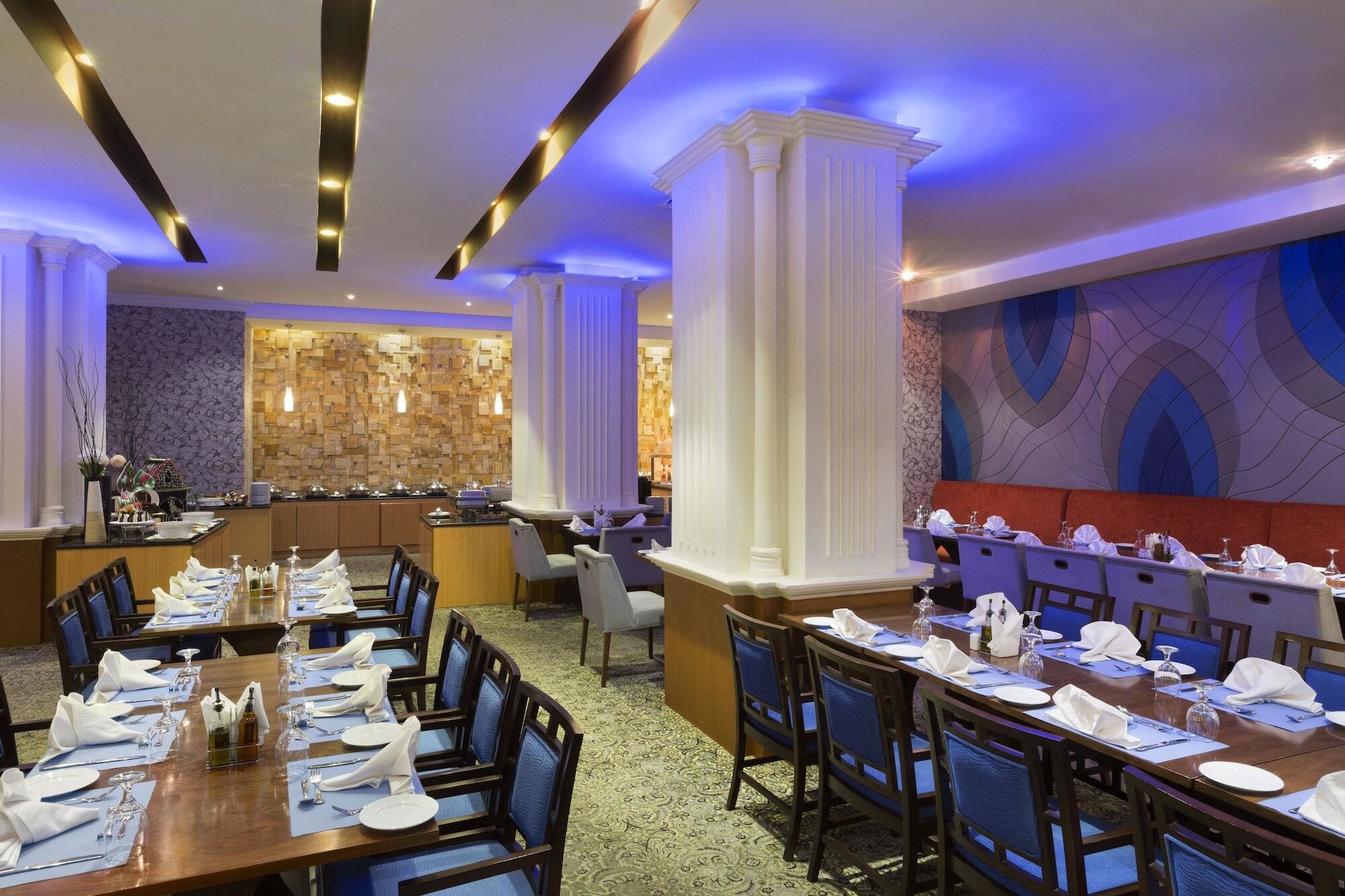 Ramada Hotel & Suites By Wyndham Al Qassim Al Bukayriah Exteriör bild The restaurant